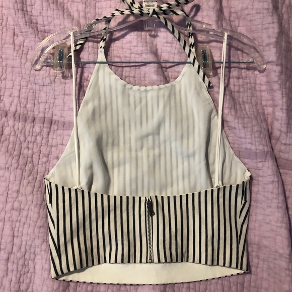 Alice + Olivia Jaymee halter crop top - Picture 7 of 8